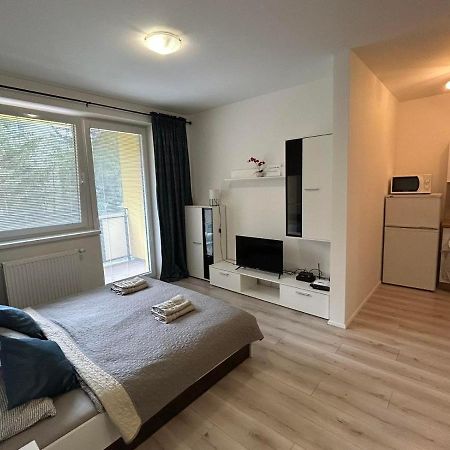Moderne Studio S Bezplatnym Parkovanim Мартін Екстер'єр фото